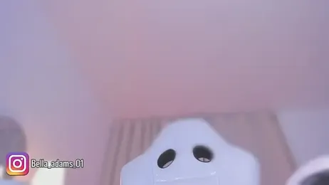 bella_adams_ — Stripchat recorded stream screenshot (17 Oct 2025)