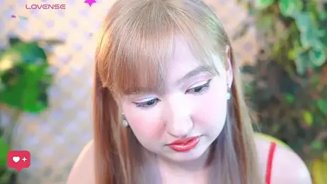 Pinkie_Princes — Stripchat recorded stream image, 17.10.2025 04:50