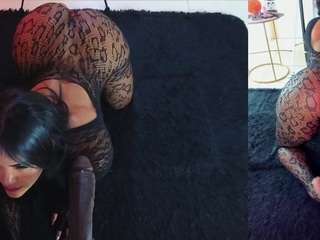 lady-brownn — Camsoda recorded stream image, 17.10.2025 11:00