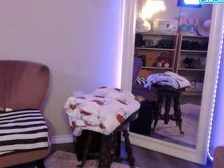 mshunnybunnyy — Camsoda recorded stream image, 18.10.2025 01:20