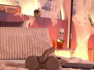 ellediane — Camsoda recorded stream image, 17.10.2025 22:50