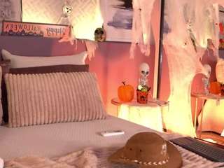 ellediane — Camsoda recorded stream image, 17.10.2025 22:50