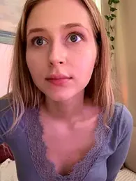 LunaRase — Stripchat recorded stream screenshot (18 Oct 2025)