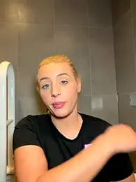 Strongqueen — Stripchat recorded stream image, 19.10.2025 15:50