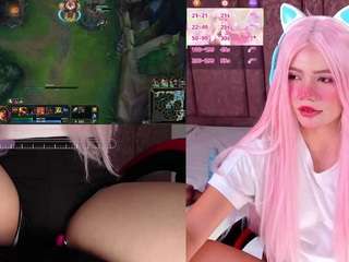 lilapop4 — Camsoda recorded stream image, 19.10.2025 14:00