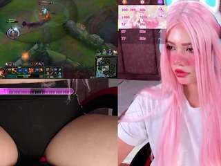 lilapop4 — Camsoda recorded stream image, 19.10.2025 14:00