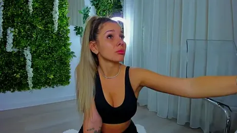 VivienCarter — Stripchat recorded stream image, 19.10.2025 19:20