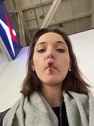 DollyTall — Stripchat recorded stream screenshot (20 Oct 2025)