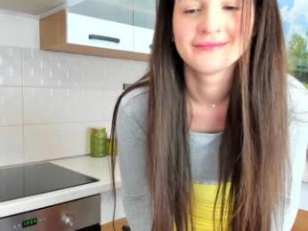 elaanna — Chaturbate recorded stream screenshot (21 Oct 2025)