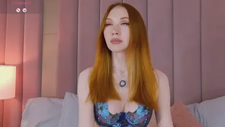 MayaSolar — Stripchat recorded stream image, 21.10.2025 09:50
