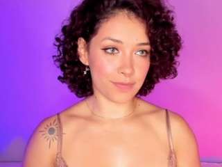 dani-moore — Camsoda recorded stream image, 21.10.2025 21:00