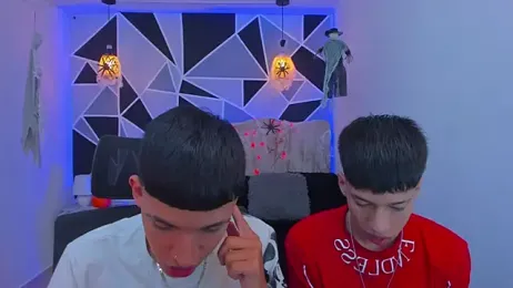 Juan_Nd_Steven — Stripchat recorded stream image, 22.10.2025 04:10