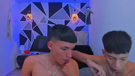 Juan_Nd_Steven — Stripchat recorded stream image, 22.10.2025 04:10
