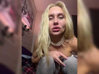 Tvoyasamka77 — Bongacams recorded stream image, 22.10.2025 03:20