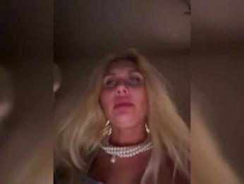 Tvoyasamka77 — Bongacams recorded stream image, 22.10.2025 03:20