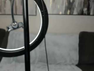 lisa6ix9 — Camsoda recorded stream image, 21.02.2025 07:30
