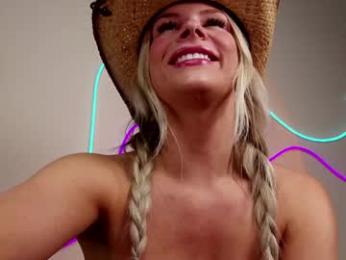 oliviaowens — Chaturbate recorded stream image, 22.10.2025 23:50