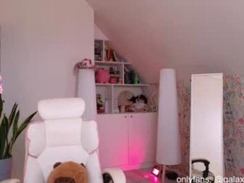 brilliantvictoria — Chaturbate recorded stream image, 23.10.2025 07:10