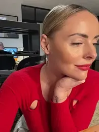 EmaSalis — Stripchat recorded stream image, 21.02.2025 10:50