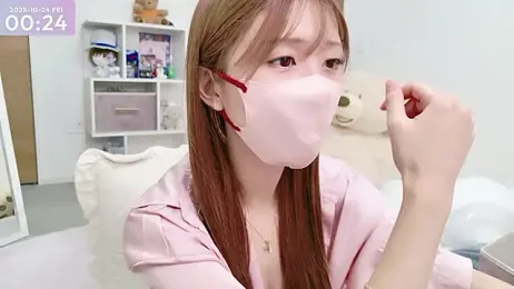 -SHINON- — Stripchat recorded stream image, 23.10.2025 13:50