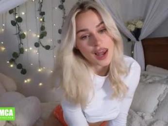 baby_tav — Chaturbate recorded stream image, 23.10.2025 17:10