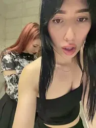 caressyourself — Stripchat recorded stream image, 23.10.2025 17:30
