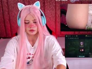 lilapop4 — Camsoda recorded stream image, 24.10.2025 12:30