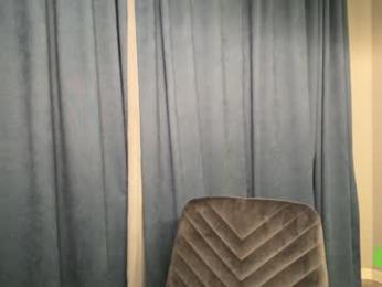 hollyextra — Chaturbate recorded stream image, 24.10.2025 15:30