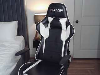 january-rose — Camsoda recorded stream image, 25.10.2025 02:40