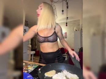 Tvoyasamka77 — Bongacams recorded stream image, 25.10.2025 16:20