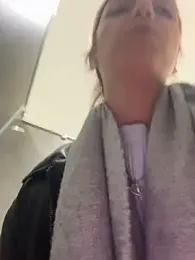 DollyTall — Stripchat recorded stream screenshot (26 Oct 2025)