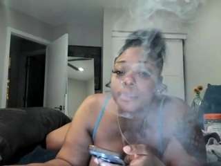 siennadivyne — Camsoda recorded stream screenshot (27 Oct 2025)