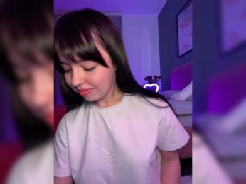 Businka13 — Bongacams recorded stream image, 27.10.2025 17:20