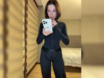 BabyDarii — Bongacams recorded stream image, 27.10.2025 14:20