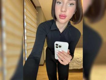 BabyDarii — Bongacams recorded stream image, 27.10.2025 14:20