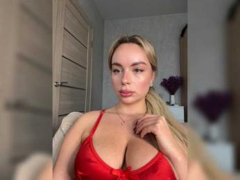 Mila-m — Bongacams recorded stream screenshot (28 Oct 2025)