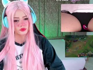lilapop4 — Camsoda recorded stream image, 28.10.2025 13:10