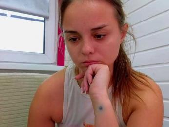 misss-vikki — Bongacams recorded stream image, 29.10.2025 07:50