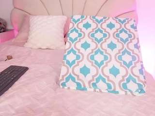 mssburbuja — Camsoda recorded stream image, 29.10.2025 03:10