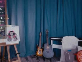 madnessalise — Chaturbate recorded stream image, 29.10.2025 15:20