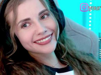 VikkiExtraCheese — Bongacams recorded stream image, 29.10.2025 21:20
