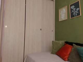 karlyee — Camsoda recorded stream image, 30.10.2025 16:10