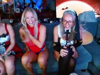 oliviaowens — Chaturbate recorded stream image, 31.10.2025 03:40