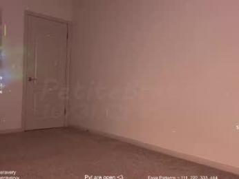 petitebrat — Chaturbate recorded stream screenshot (31 Oct 2025)
