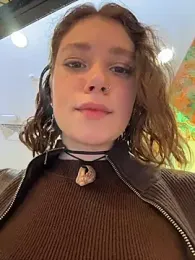 lucy-joy — Stripchat recorded stream image, 01.11.2025 08:10