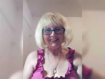 BoloshkaBlonda — Bongacams recorded stream screenshot (01 Nov 2025)