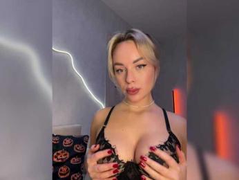 Mila-m — Bongacams recorded stream screenshot (01 Nov 2025)