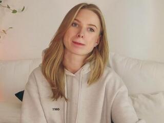 Emma Wilde — Flirt4free recorded stream image, 02.11.2025 02:40