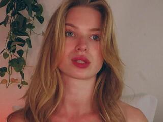 Emma Wilde — Flirt4free recorded stream image, 02.11.2025 02:40