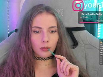 VikkiExtraCheese — Bongacams recorded stream image, 02.11.2025 03:50